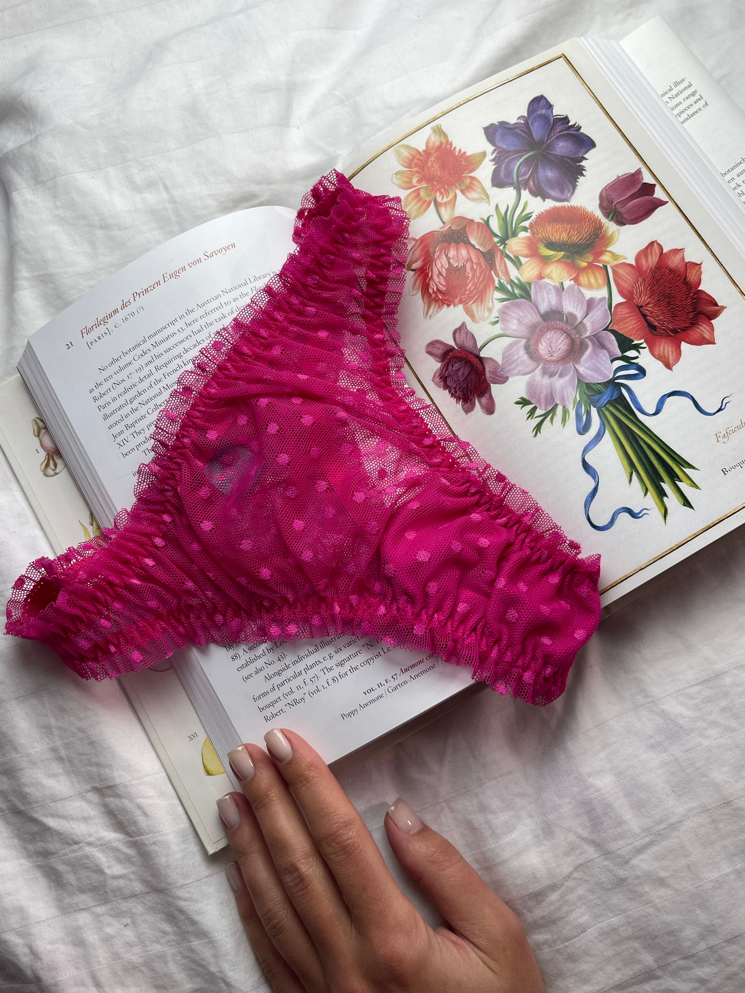 Mimi Fuchsia dots high waisted thongs